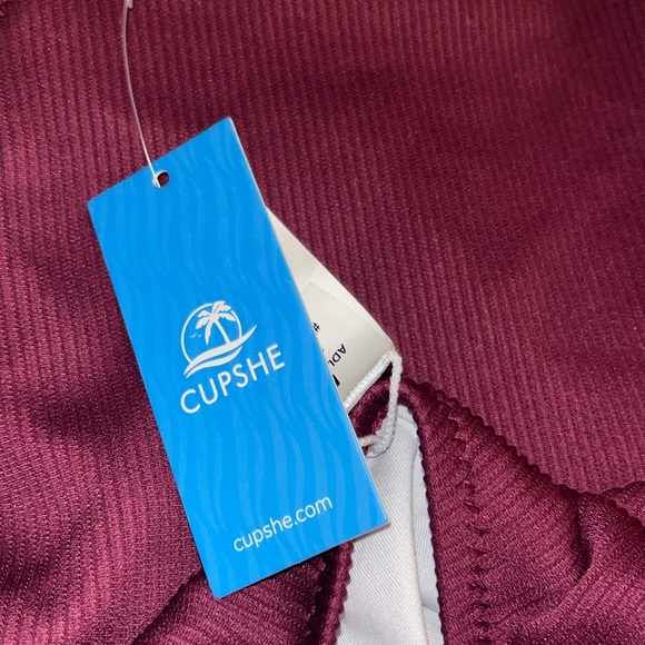 CUPSHE Remind Me Solid One-piece Swimsuit Women Backless Deep V neck Lace Up - Picture 6 of 6